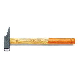 Marteau de menuisier tête rivoir, manche en bois