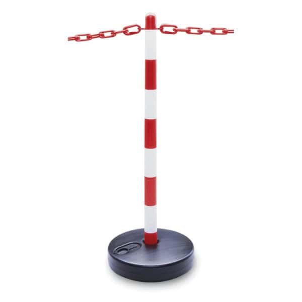 Kit de délimitation pour véhicules hybrides ou électriques en attente de réparation. Composé de 4 petites colonnes de 90 cm et chaà®ne en plastique de 25 m.