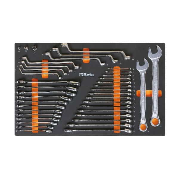 Plateau thermoformé souple avec composition d’outils