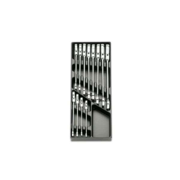 Plateau thermoformé rigide avec composition d’outils
