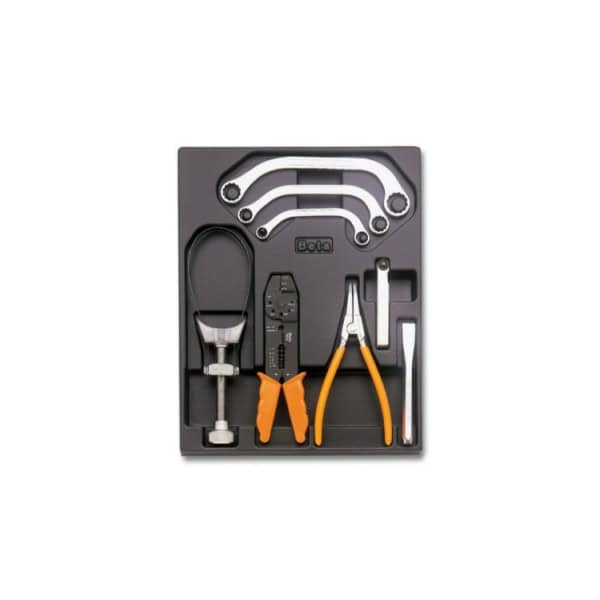 Plateau thermoformé rigide avec composition d’outils