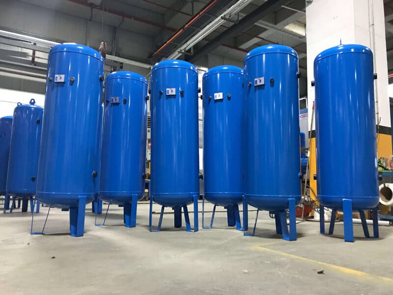 Citerne verticale 3000L – 16 Bars