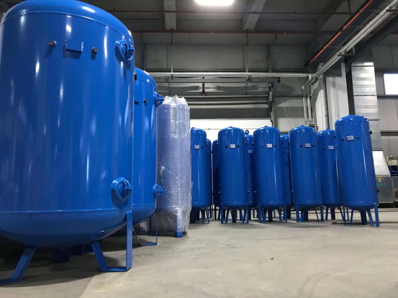 Citerne verticale 3000L – 16 Bars